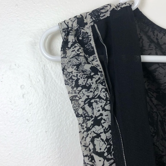 Max Studio Beautiful Short Sleeve Top - Picture 3 of 5